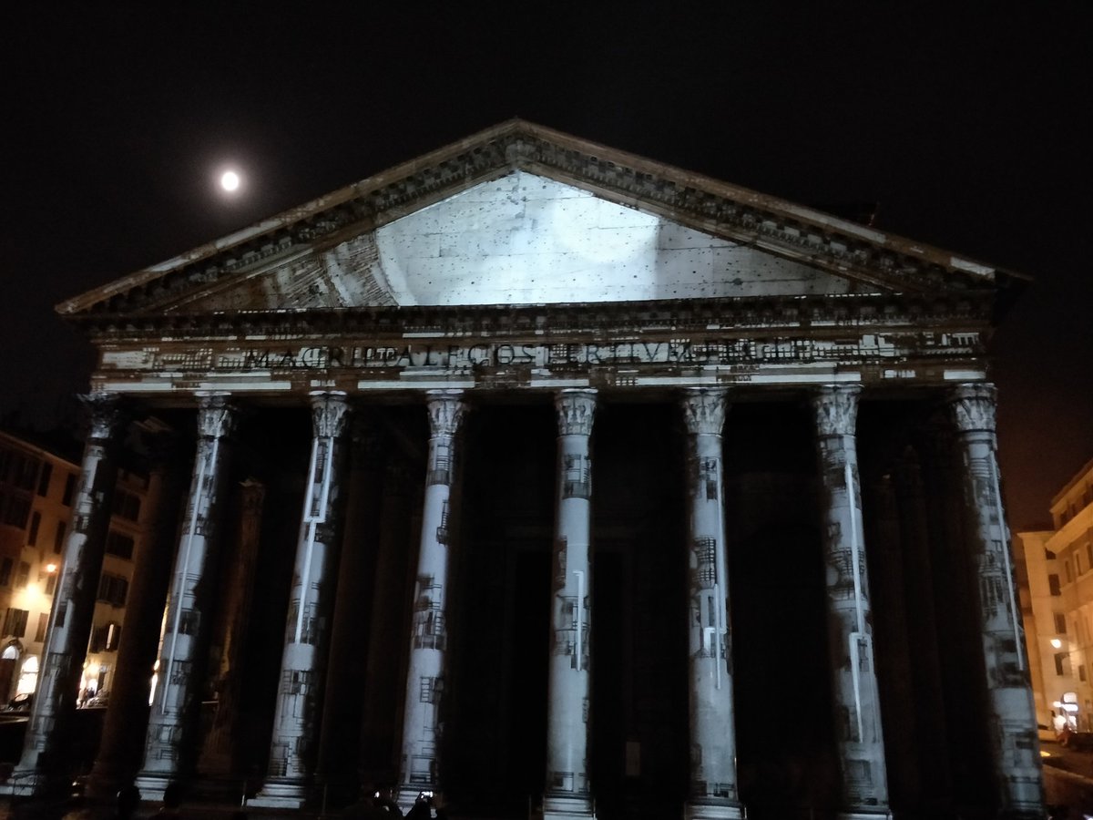 pantheon_roma's tweet photo. Il #pantheon si veste di mille luci e suoni per emozionarci.. Grazie a #solidlight2018
E per chi se lo fosse perso, stasera dalle 20:00 potrà godere di questo spettacolo https://t.co/j3ZtAO7d89