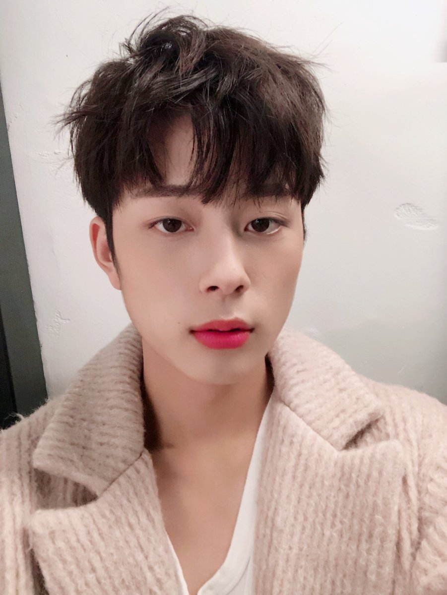 CUBE_YOOSEONHO tweet picture