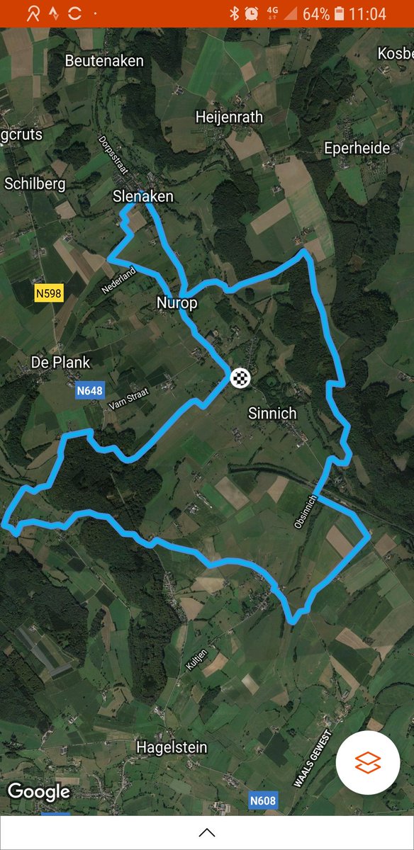 FransVerhoeve's tweet photo. Heerlijk tourke met m'n #garmin64s rondom #teuven gelopen. Eindestation @moederdegans in Teuven. Daar hoort natuurlijk een #Tripel van #moederdegans bij. https://t.co/MY6JQla2a1