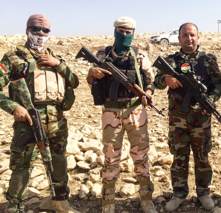 sfrantzman's tweet photo. Two years ago the #MosulOffensive in Nawaran, #Kurdish #peshmerga at the frontline overlooking Nawaran; I was there to cover the battle https://t.co/Ej8L5jYgRp
