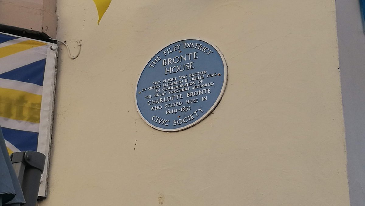 stubbornquill's tweet image. This weekend I visited Bronte House (Charlottes of Filey) in Filey, Charlotte Bronte stayed here in 1849 and 1852 and now it's a lovely restaurant - it's been brilliant weather for visiting the Yorkshire Coast #bronte @CharlottesFiley @brontecountry