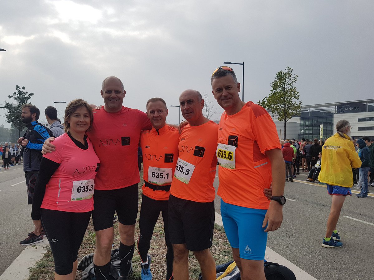 joelhofmann's tweet photo. L equipe @ADIRA_asso de Grenoble prête pour les 42km de @GrenobleEKIDEN https://t.co/2mtrpGXBqR