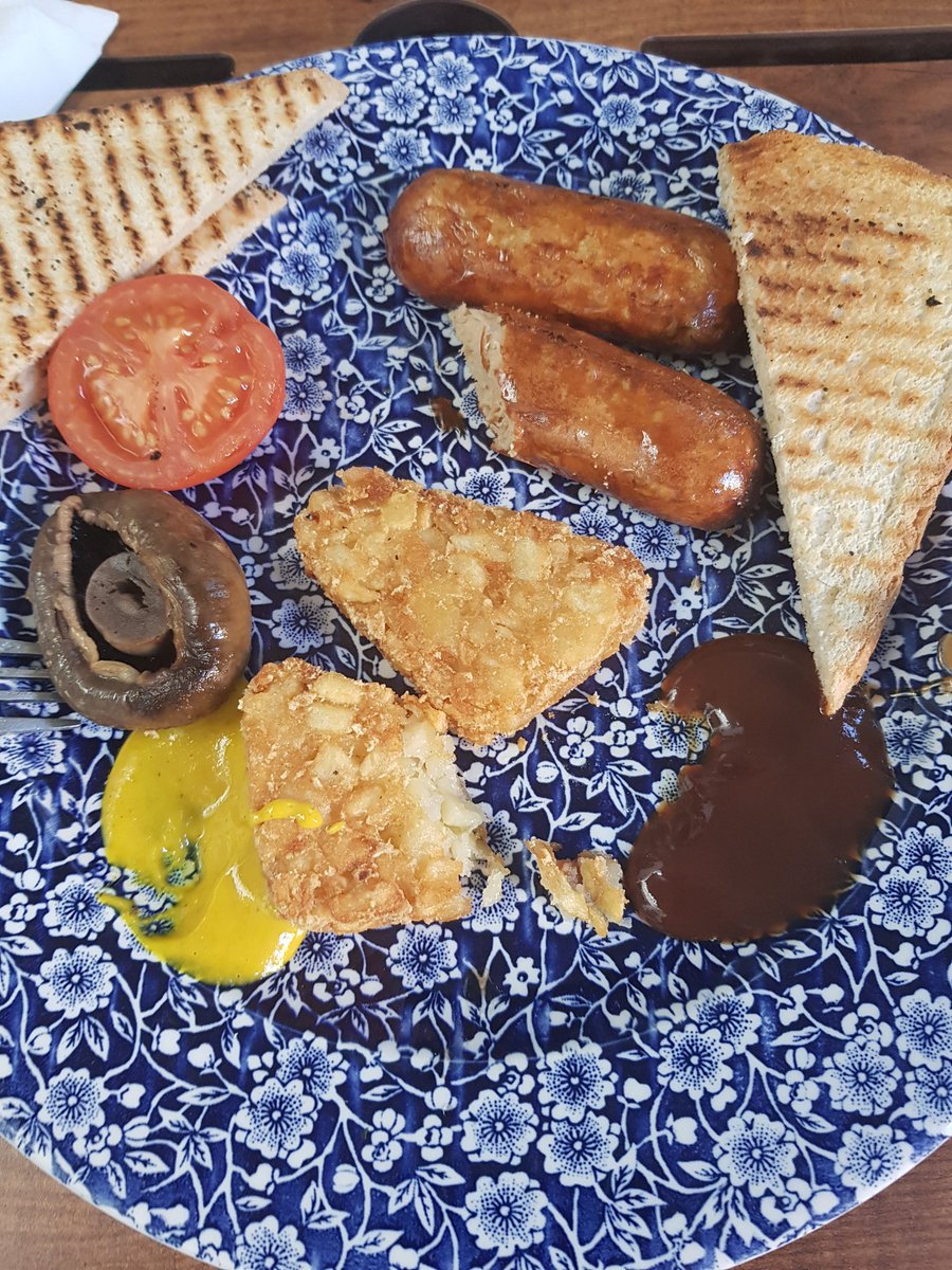 land. films tweet media