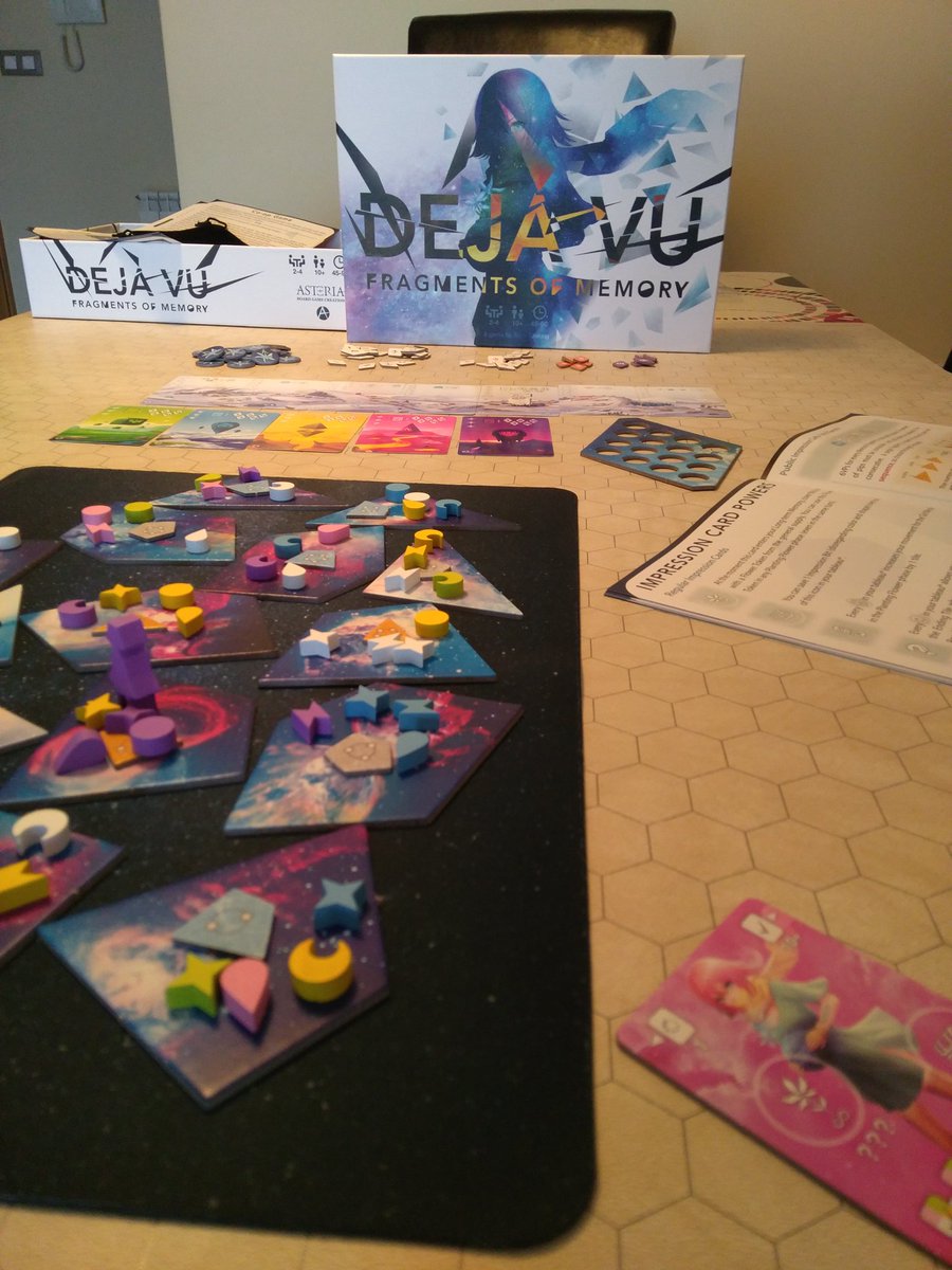 esthersolo_'s tweet photo. Todo listo para probarlo, pinta muy muy bien #boardgames #dejavu #fragmentsofmemory https://t.co/Tgu8bDUNWE
