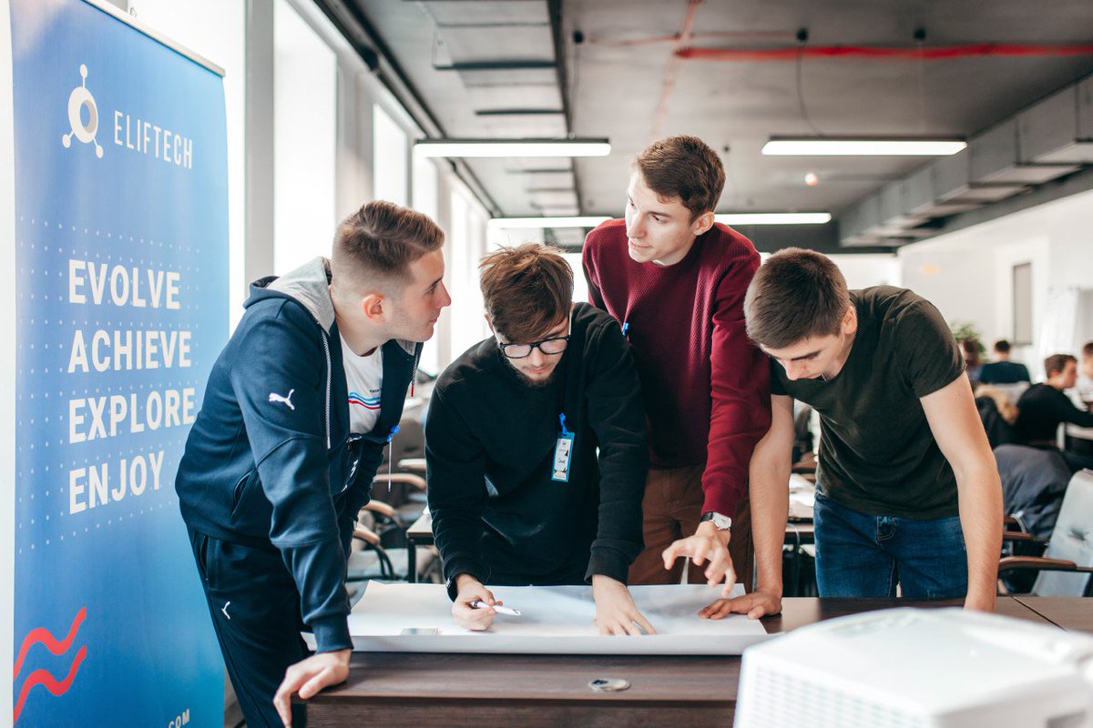 NVinnytsia's tweet image. A little bit about #SpaceAppsVinnytsia:

👯14 teams; 
🌐 3 days;
🛰️ 55 people!

#SpaceApps #ElifTech