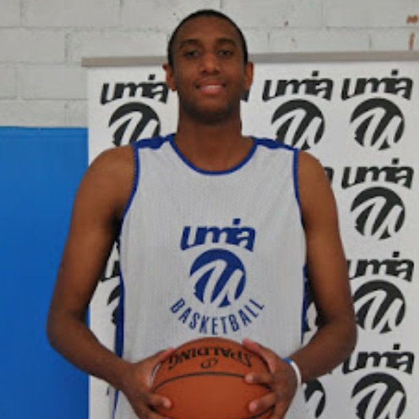 UMIASports's tweet photo. The brazilian big fella @Felipe50244326 has signed for @BasquetCornella in Spanish Liga EBA where he has impacted in his debut. Also he will practice daily with @CBPrat of LEB Oro, farm team of @Penya1930 . https://t.co/UiXtPpeTsa
