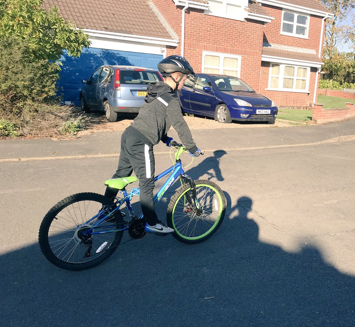KelkirkKel's tweet image. @latimerprimary #latimeroutdoorplay Ethan &amp;amp; Freya finished off half term with a Sunday morning bike ride #classAF #classPK
