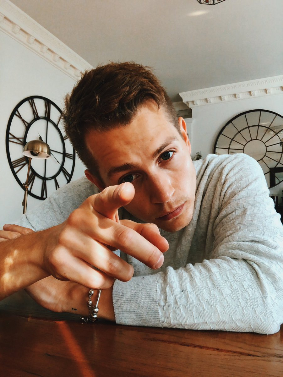 TheVampsJames's tweet photo. Most of us use social media, but most of us (definitely me included!) forget how easy it is to be tracked down using the content of our posts (location tagging etc). That’s why I’m supporting #GetSafeOnlineWeek who help keep us safe from the hidden dangers of social media. 😊👌🏼 https://t.co/fEvUixpKH5