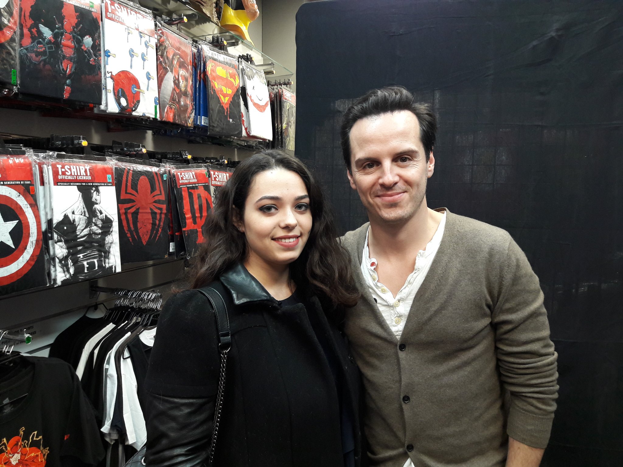 Happy birthday to this incredibly talented actor known as Andrew Scott 