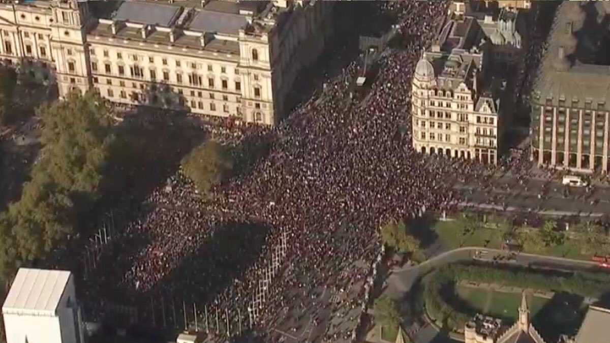 kian_m20's tweet photo. @TomFoxon sorry I didn't say hi yesterday mate, turn out was bigger than expected. Thanks for coming #MansizeTissues https://t.co/3Sbn7YIIyO