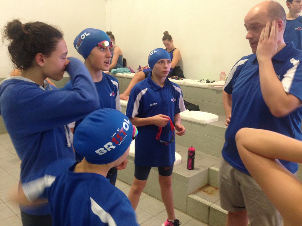BristolAquatics's tweet image. The Warm Up is done for session 4 at @Glos_Swim; now for race briefings and lets go CoB!!! #racebrief #processfocussed #skillswinprizes