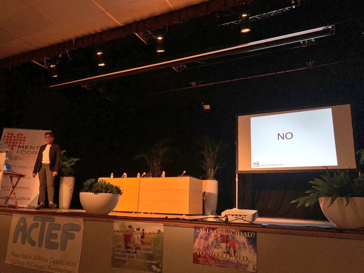 PSOEFormentera's tweet photo. Respondre #NO a totes les preguntes, i després #Si #i #Activitat amb N’Edith Lando a les #IJornadesFamiliarsAltesCapacitats #formentera #ACTEF #MentiCor https://t.co/koYF3NWyqm