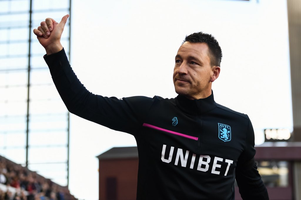 SimonDael's tweet photo. @JT26Official in his new office

#sportsphotography #football #villapark #johnterry #nikon #newjob #bpi https://t.co/3b52Nra9sn