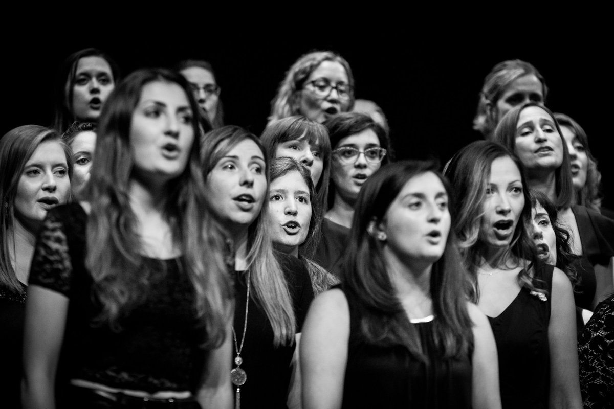 SouthBank_Club's tweet photo. @bbcradiobristol just came to interview us ahead of our ChoirFest Charity Fundraiser today starting at 2pm. Come on down for a day of music from some of Bristol's best choirs! #bristol #choirfest #sunday @VisitBristol @bristol247 #whatsoninbristol https://t.co/4YL32tFJ7F