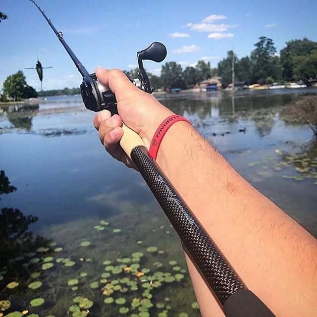mizantee7's tweet photo. #freshwaterfishing #offshorefishing #deepseafishing #simmsfishing 
#fishingaddict #floridafishing #lurefishing #lovefishing #fishingboats 
#instafishing #flyfishingnation https://t.co/ybXtoOaygi