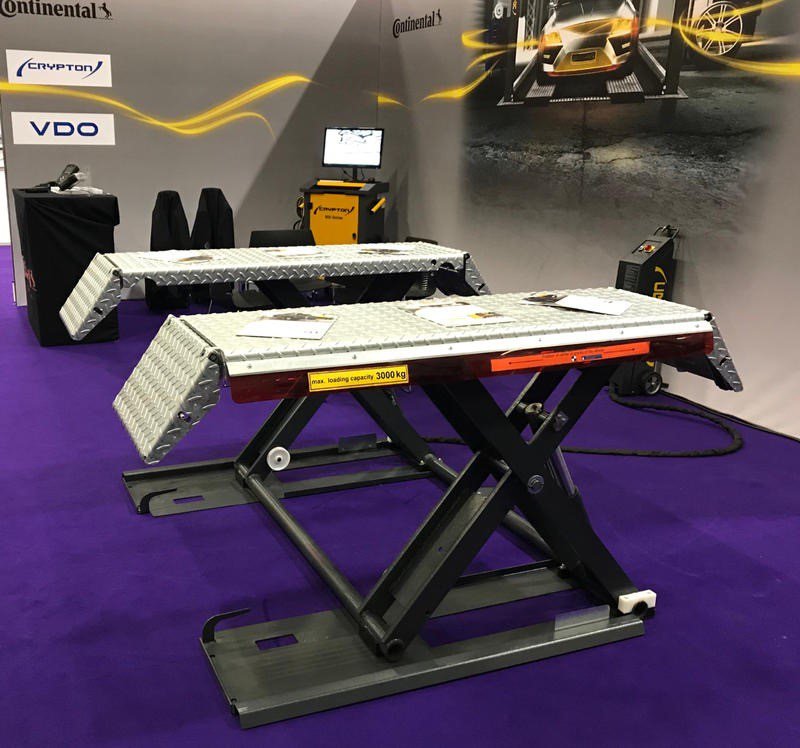 CryptonUK's tweet photo. We are ready for day 2 at Auto Trade Expo in Dublin. Come and talk to the Crypton and VDO teams about your garage equipment needs, diagnostic and service tools and the 'hottest' topic in the aftermarket - TPMS! https://t.co/REWVsvPPcX