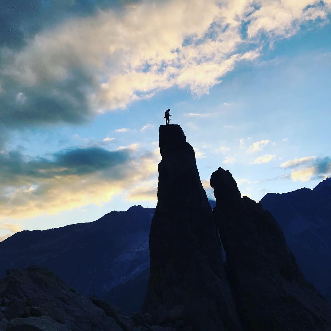 oneshelljackets's tweet image. What a great week it has been, reaching more than our goal on Kickstarter since the launch last Tuesday! 💥🚀 Have you already checked out our Kickstarter page? Link to Kickstarter page ➡️kck.st/2OsXl40 #SundaySelfie #chamonix #OneShell #Kickstarter #AllEverything