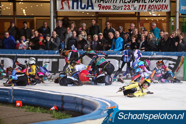 Snijwonden en beschadigde pezen bij Jade van der Molen na massale valpartij ow.ly/W3b030mjsxO #marathonschaatsen #meermarathon #schaatsen