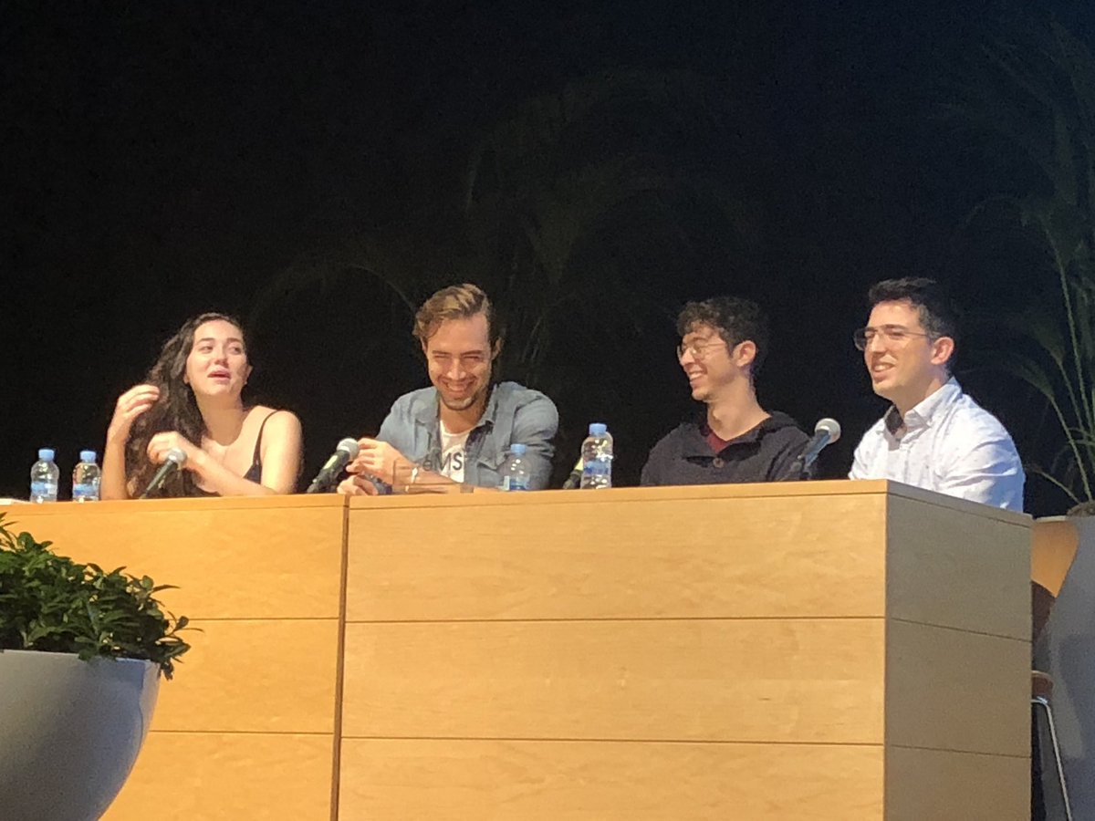 PSOEFormentera's tweet photo. Taula Redona: ‘Los Jovenes Hablan’ a les #IJordadesFamiliarsAltesCapacitats #ACTEF #MentiCor #Formentera https://t.co/D5KhOBcwvE