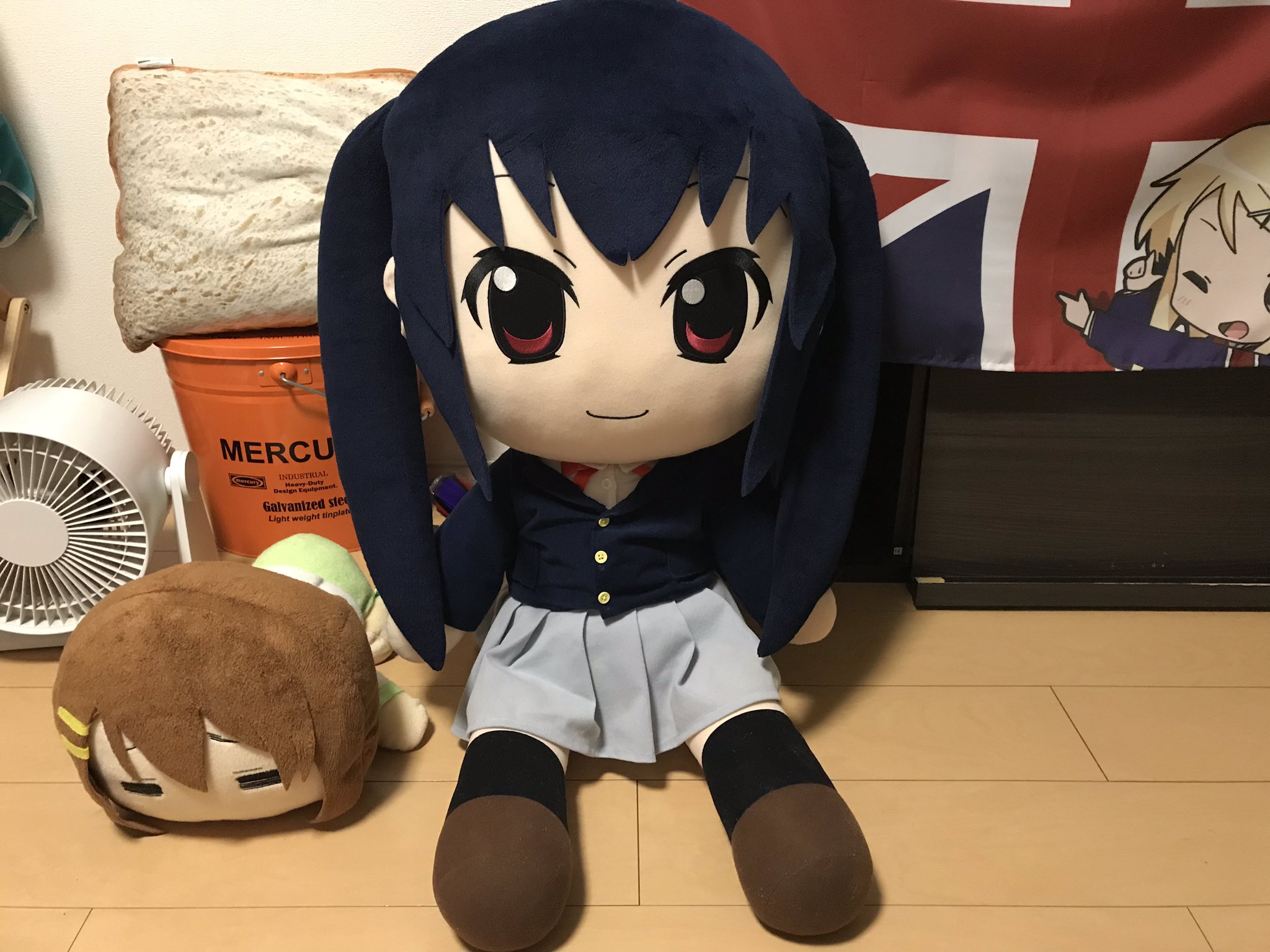 平沢唯 超特大びっくりびっぐぬいぐるみ　TBS 100体限定　けいおん 平沢唯 超特大びっくりびっぐぬいぐるみ TBS 100体限定 けいおん