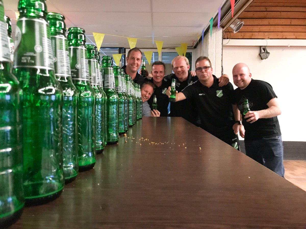 SVVNParty's tweet photo. Een oude trendt kwam gisteren weer tot leven💪🏼 https://t.co/3BEhgwwaaY