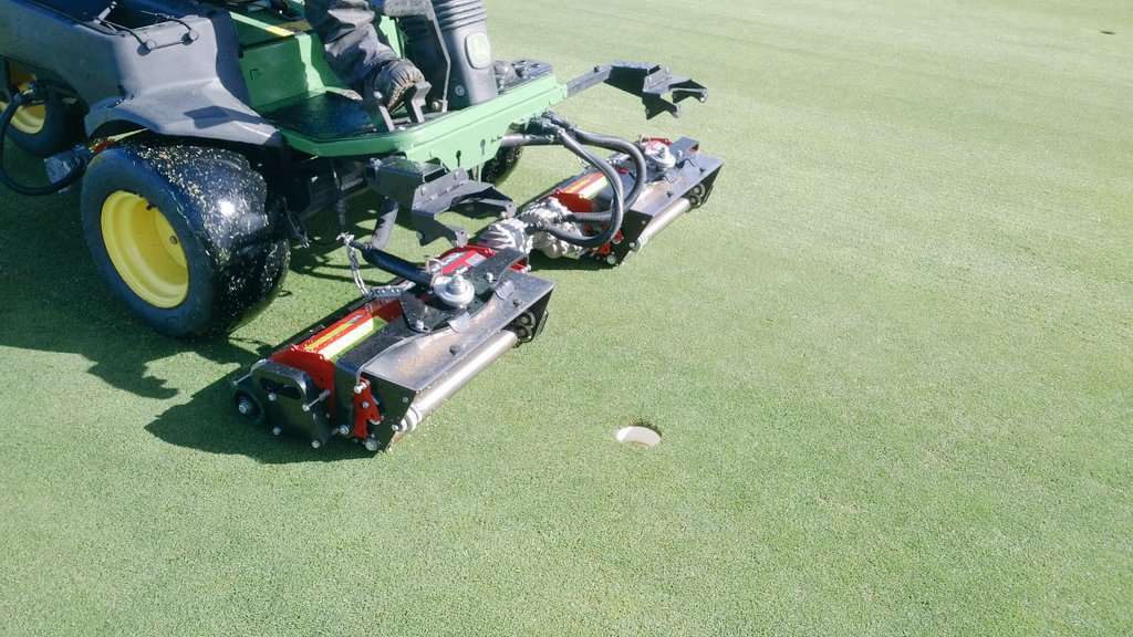 Rossfairgrieve3's tweet photo. Dyna seeders demo https://t.co/mugnyDAegQ