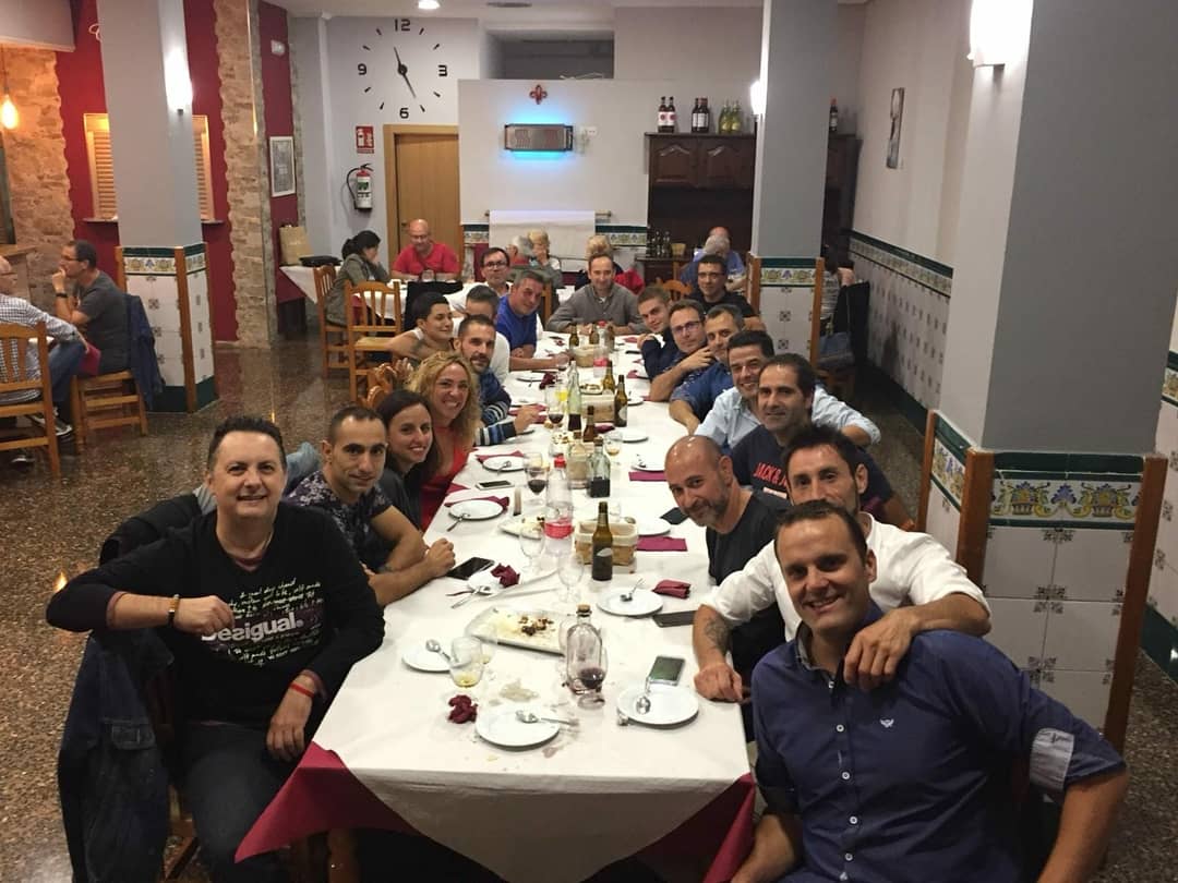 triburja's tweet photo. El pasado viernes hicimos cena en el Restaurante CARPE DIEM muchas gracias a todos los que vinisteis, nos lo pasamos genial https://t.co/sD53sSGv3L