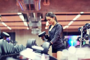 abs_flat's tweet photo. "We’ve been brought up to believe that the faster you run and the longer you run for, the more calories you’ll burn and the faster you’ll get rid of unwanted fat." https://t.co/w6h6QaUzFa #exercise #weighttraining #healthylifestyle #StrengthTraining #exerciseforwomen #gym https://t.co/LroDhb7ZVG
