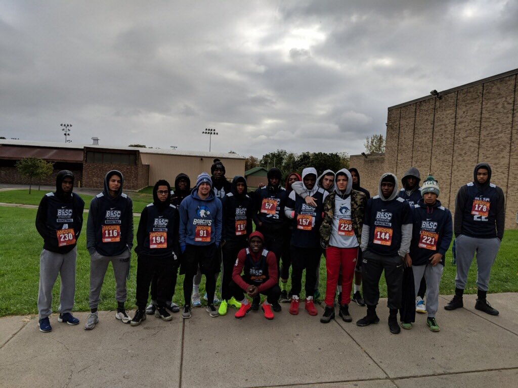 BSCBobcatsSYR's tweet photo. The men’s basketball team came together and took on the Eastwood 5 Mile Race! Very proud of our young men. Shout out to @K_Hunt36, @Dre_Tel34, @MansamKobe and @BucksManny for finishing towards the top and earning Medals! #BobcatFamily #BleedBlue 🙌🏻😾🥇 https://t.co/WswqjZcTL0