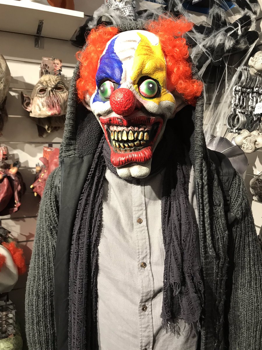 RoeTheOfficial's tweet photo. Our first gig of the tour will be in ten days: Halloween in London guys!Should we play masked?

#rebirthofenora #areyouready #tour #first #live #revelation8 #london #uk #europe https://t.co/hVcd7hZaFu