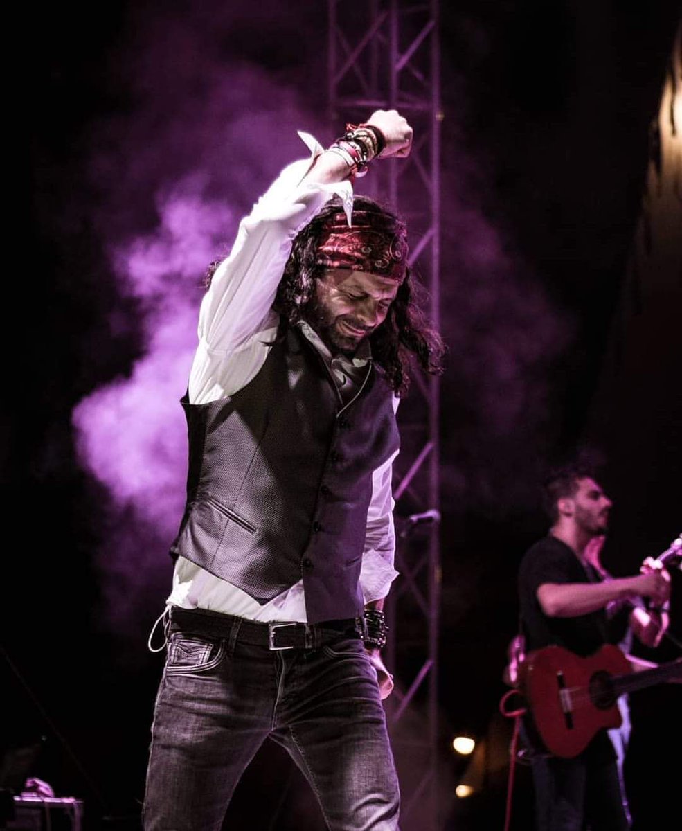 ArrebatoCFansPA's tweet photo. SIEMPRE"La palabra favorita en cada uno de Tus Conciertos" Contigo en la distancia estaremos de tí pendiente.
Miles de gracias por ser como eres porque te dejas querer, porque se nota y se siente, eso llena tela y llega al fondo de nuestros💖
TQM SIEMPRE CONTIGO
@arrebatoficial https://t.co/4FJQNCnK4R