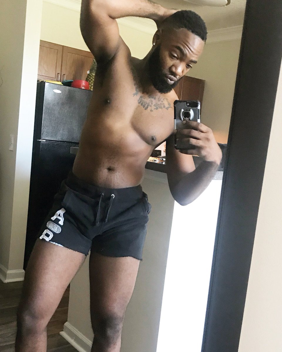 RAnthony_BAE's tweet photo. #SundayBae 😘😘 https://t.co/wgO1LK3kxp