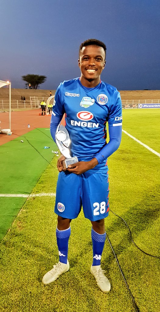 Siwelele_FC's tweet photo. Man of the match 》 Teboho Mokoena ⚽️👏🏽🔥

#ForeverUnited
#TKO2018 https://t.co/lpFGHyAVqx