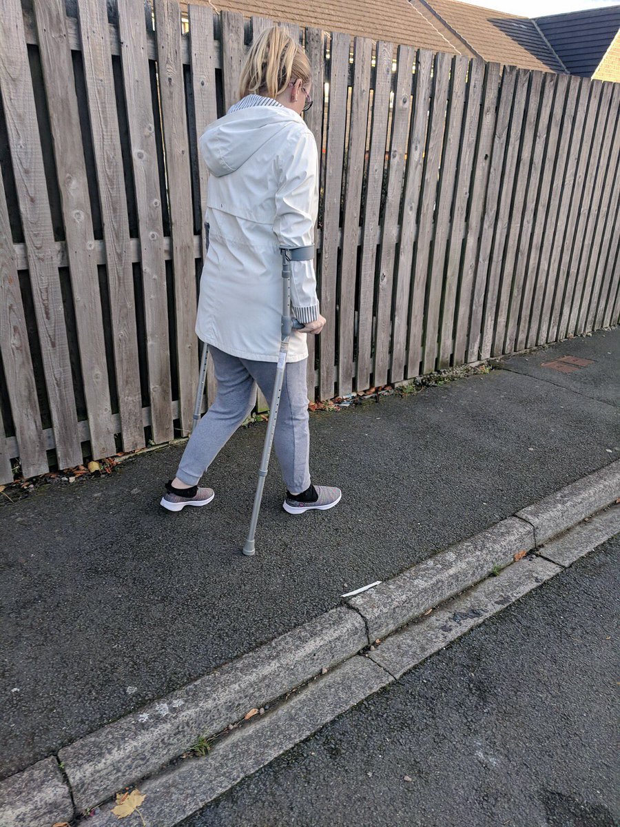 RosieMaryBush's tweet photo. So today I’m 10 days post op.
So I thought it would be a good idea to have a short walk outside. 
#ShortWalk #10DaysPostOp #MyHipReplacementJourney https://t.co/txdl4IUmOc