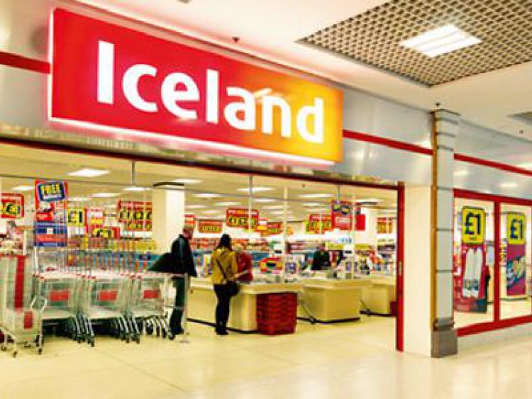 0x__0's tweet photo. @LisaMHancox @Kleenex_UK Hi @IcelandFoods. My imaginary 4yo son asked me what was written here. Then he asked, why are they called iceland? Can people from England, Finland, Ireland, Poland, etc, use them? I said: I don't know &amp; yes of course. He suggests you should call it "anywhere land". It is 2018 https://t.co/aftuZOnflX