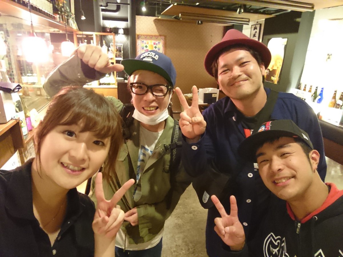 Ryo1RAKUDA's tweet photo. しばらく東京にいます。
心を癒してます

久しぶりの人にたくさん会って色々話してきました🙆

地元の友達 元気堂 バガリアス ヘルダーリンズ 175R 🙆 https://t.co/g9cBv1L951