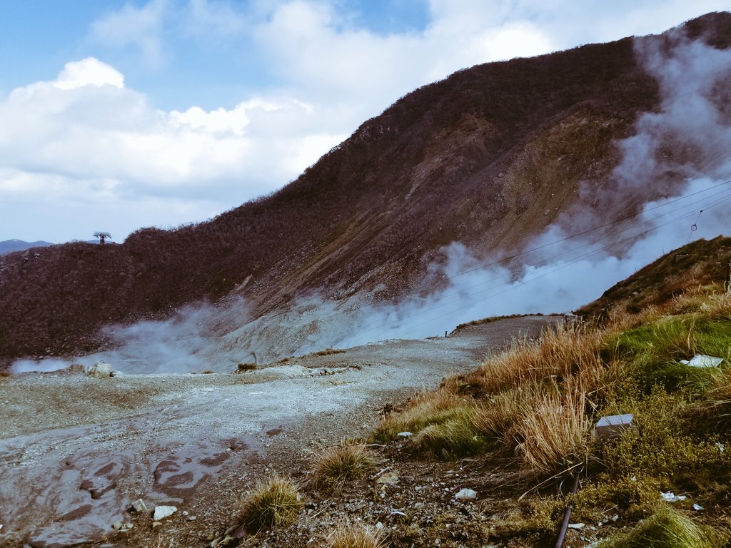 UX_Japan's tweet photo. Pictures for hotspring travel in Hakone.
It's located near Tokyo, about 1.5h by car.

Winter is coming and it's becoming better season for hospring!!!(Onsen)

#Japan #travel #hakone #sengokuhara #onsen #hotspring #hotel #tokyo https://t.co/xoEWSlDGQu