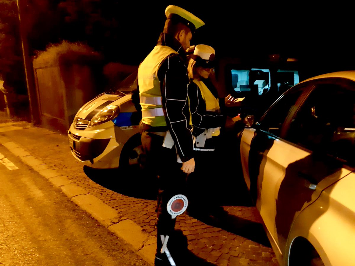 PLRomagnaMarina's tweet photo. I controlli mirati di questa notte con #etilometro a #Misano hanno riscontrato solo un conducente che guidava in stato di #ebrezza.
Per noi questo è un buon risultato, ma il nostro obiettivo è puntare allo ZERO.
Ci sono scelte che fanno la differenza, #sebevinonguidare. https://t.co/u1cM554hgq