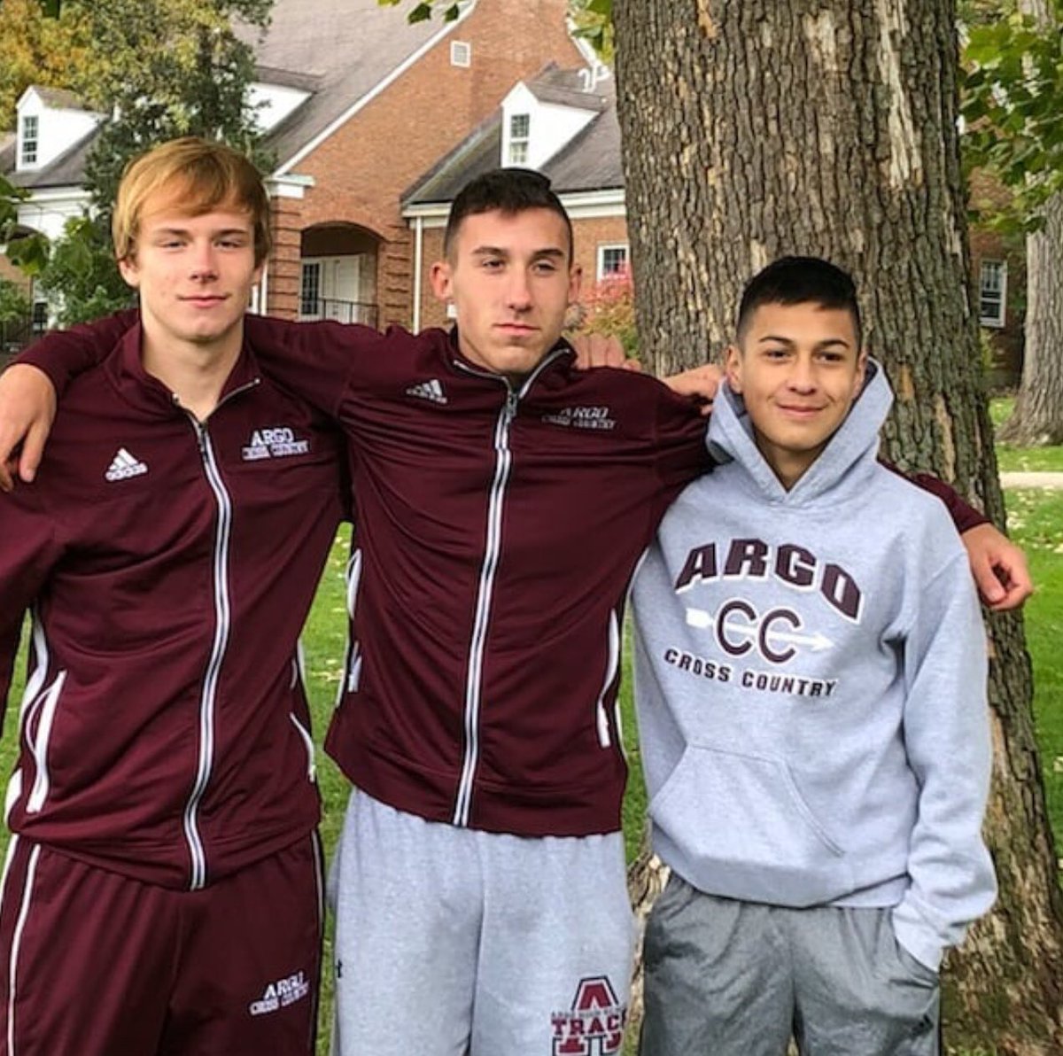 argohs217's tweet photo. The Girls Cross Country team qualified for the IHSA Sectionals, with Abby Lopez leading the team by finishing in 2nd place. Dorian Gradzke, Scott Beveridge and Leo Esparza qualified as individuals for boys. Congratulations to all! #argopride #argocc https://t.co/VYD5nprlqC