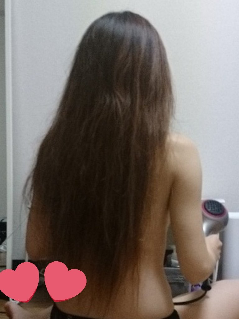 髪を乾かしている時ってセクシーですよね