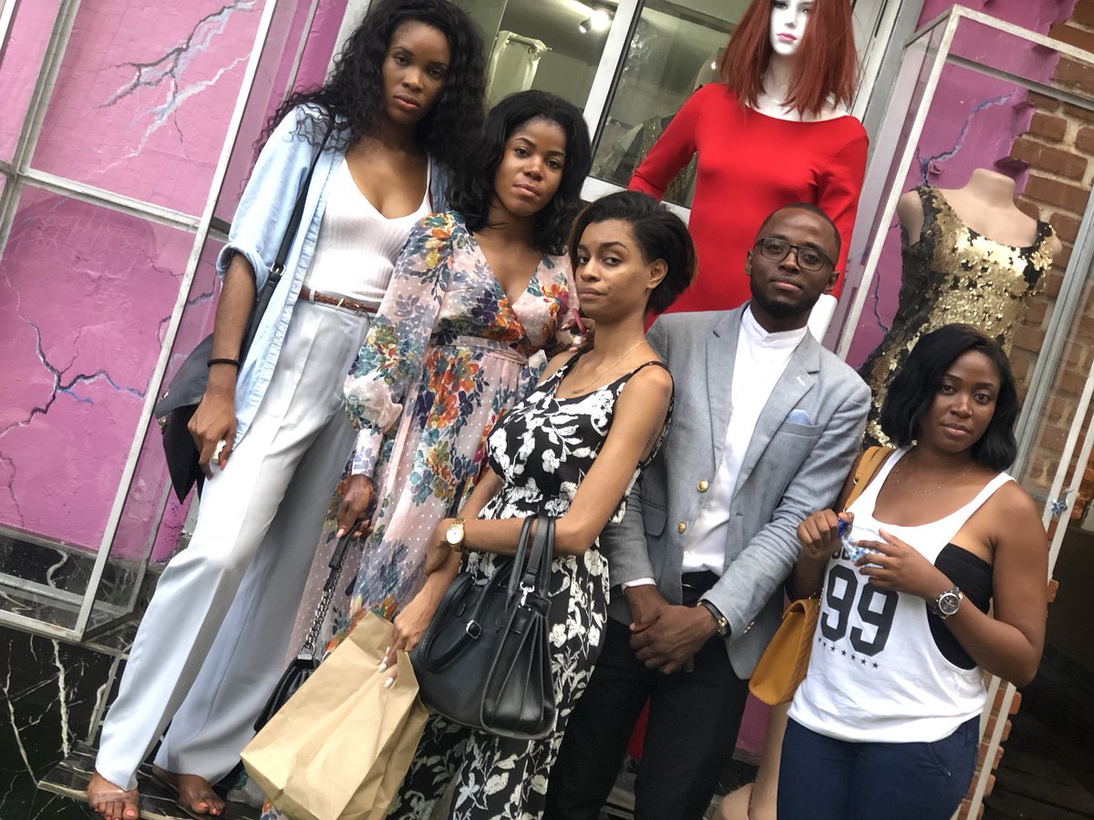 prettychic_kmer's tweet photo. Hier c’était l’ouverture officielle de #PrettyChic.
Tout s’est bien passé, avec des personnes juste incroyables.
Merci de nous avoir fait confiance et continuez de le faire.
Car c’est une une grande aventure qui commence with you. https://t.co/3bnMMOzmao