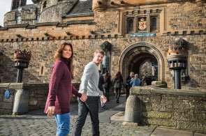edinburghcastle's tweet image. Last weekend of the school holidays! Tailor your visit and check out our recommend itineraries: ow.ly/eWoh30minoW  #EdinburghCastle #OctoberBreak