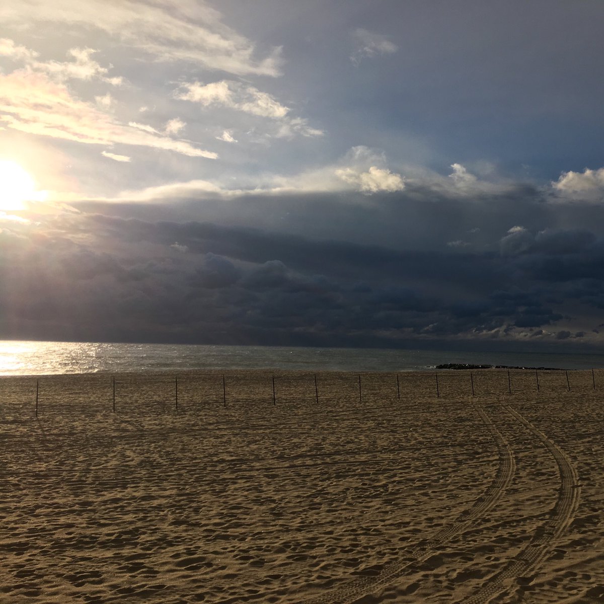 JeannetteBruno's tweet image. #SundayRunDay with @billbruno2  #mychurch #selffirst (w/ my partner)
😎