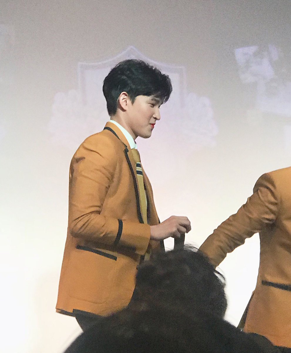 cherrie_er's tweet photo. Narakk ❤️
@mynameisboth @helloimnewyear 
#bny2ndgradefanhomeroom https://t.co/A1BT6ThM53