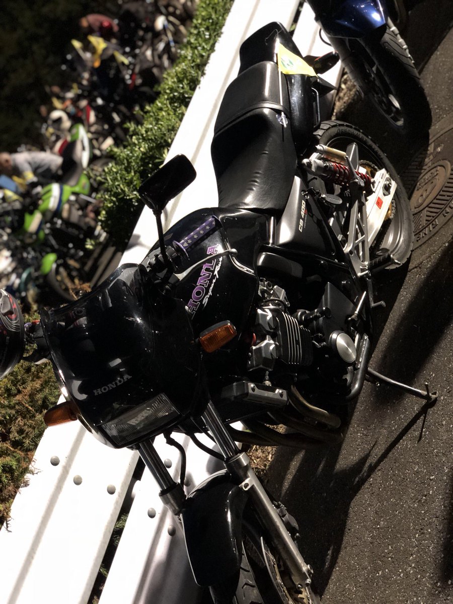 yuga34T's tweet photo. R123パレード参加してきました!
すごい楽しかったけど帰り少し道迷った😥
#R123
#cb400sf
#verR
#R25 https://t.co/1Z3Q4Y5Pmo