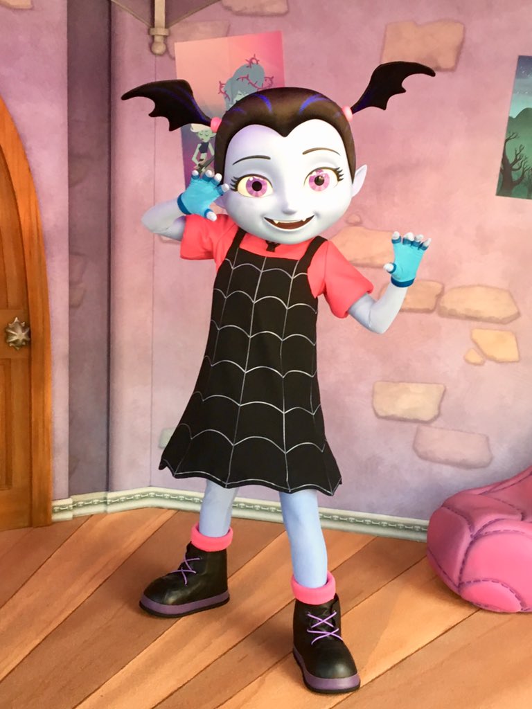 DisneyCharacterGuide on Twitter: "Vampirina is now meeting at Disney???s ...