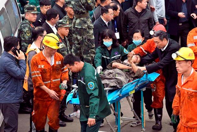 Eastern China coal mine accident kills 2, leaves 18 trapped bit.ly/2EDDmuV https://t.co/UhZLREZOja