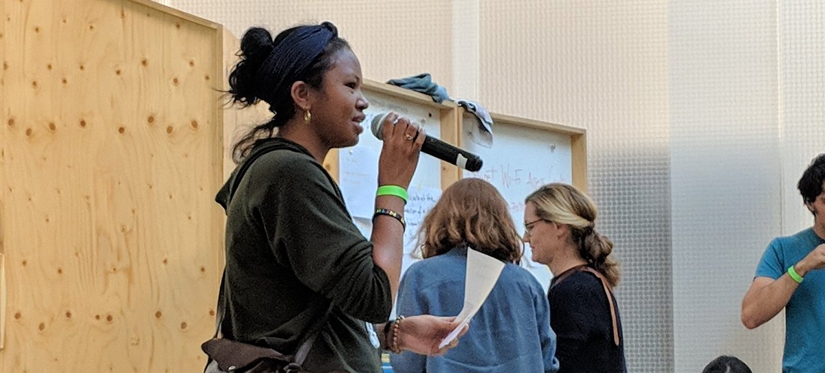 SebJabbusch's tweet image. "Hi, I am from Madagaskar, which is a country and not a movie... "

 Best introduction so far 😊😊#sensecampBer18