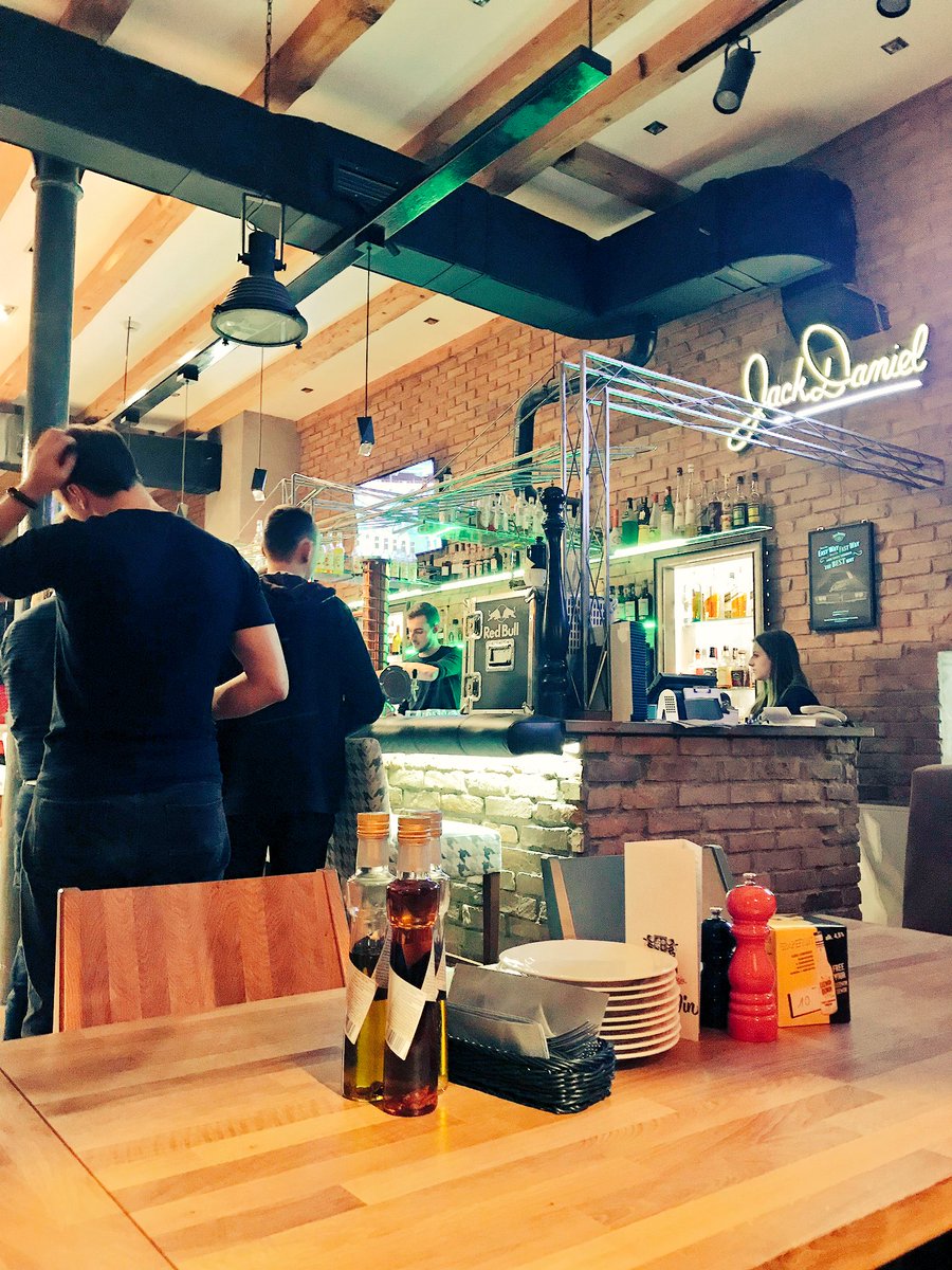 SzklarekMateusz's tweet image. It was great time in Łódź! 😍🎉 Awesome talks, people and atmosphere 💪 Pleasure to meet all new faces @samuelgoodwin @lala_morinigo @yoichitgy  #mobilization8 #mobileconference #iOS