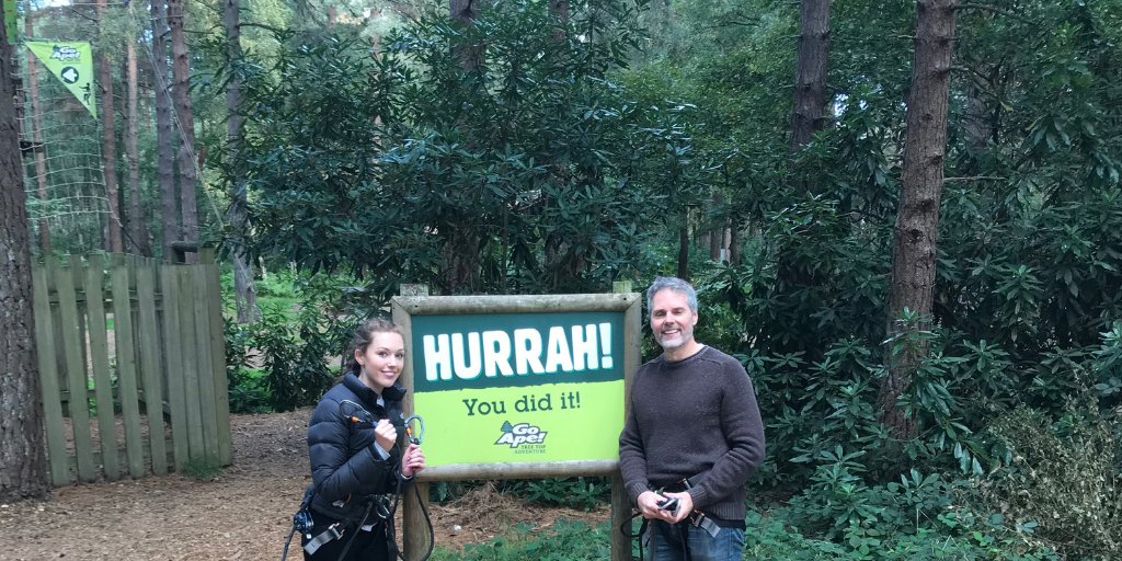 WeAreCisco's tweet image. Every #Cisconian gets a day off to celebrate their birthday. This year, Martin chose to spend a tech-free day climbing trees with his daughter and spending time with his family! 😍😄 #MondayMotivation #LoveWhereYouWork